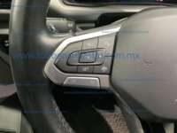 Volkswagen Taigun 2023 5p Comfortline L4/1.0/T Tiptronic IMG_6342