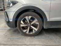 Volkswagen Taigun 2023 5p Comfortline L4/1.0/T Tiptronic IMG_6295