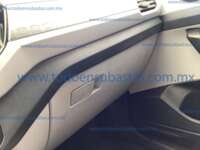 Volkswagen T-Cross 2021  2021 Volkswagen T-Cross Ingreso Interiores 16
