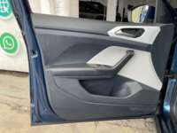 Volkswagen T-Cross 2021 5p Highline L4/1.6 Tiptronic 2021 Volkswagen T-Cross Venta Interiores 19