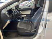 Volkswagen Virtus 2024 4p Comfortline L4/1.6 Aut 2024 Volkswagen Virtus Ingreso Interiores 1