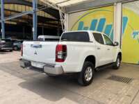 Mitsubishi L200 2023 4p GLX Doble Cabina Diesel Man 4X4 2023 Mitsubishi L200 Venta Exteriores 5