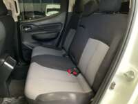 Mitsubishi L200 2023 4p GLX Doble Cabina Diesel Man 4X4 2023 Mitsubishi L200 Venta Interiores 17