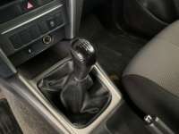 Mitsubishi L200 2023 4p GLX Doble Cabina Diesel Man 4X4 2023 Mitsubishi L200 Venta Interiores 9