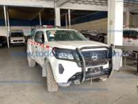 Nissan NP300 Frontier 2021 4p Diesel L4/2.5/T 4x4 Man IMG_6775