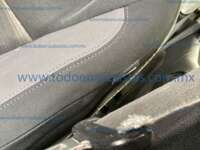 Nissan NP300 Frontier 2021 4p Diesel L4/2.5/T 4x4 Man 2021 Nissan NP300 Frontier Ingreso Interiores 19