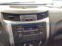 Nissan NP300 Frontier 2021 4p Diesel L4/2.5/T 4x4 Man 2021 Nissan NP300 Frontier Ingreso Interiores 8