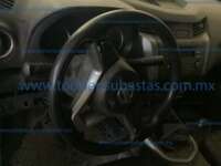 Nissan NP300 Frontier 2021 4p Diesel L4/2.5/T 4x4 Man IMG_0178