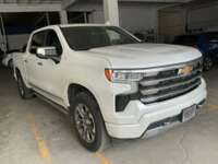 Chevrolet Cheyenne 2023 High Country, V8, 6.2L, Doble Cabina, Aut  IMG_4473