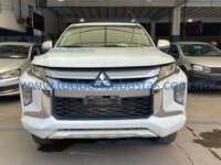 Mitsubishi L200 2022 4p GLX Doble Cabina L4/2.4/T Diesel Man 4X4 2022 Mitsubishi L200 Ingreso Exteriores 1