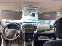 Mitsubishi L200 2022 4p GLX Doble Cabina L4/2.4/T Diesel Man 4X4 2022 Mitsubishi L200 Ingreso Interiores 18