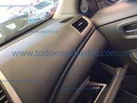 Mitsubishi L200 2022 4p GLX Doble Cabina L4/2.4/T Diesel Man 4X4 2022 Mitsubishi L200 Ingreso Interiores 20
