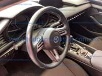 Mazda 3 2021 4p Sedán i L4/2.5 Skyactiv-Drive 2021 Mazda 3 Ingreso Interiores 2