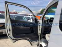 Nissan Urvan Pasajeros 2023 4p Amplia L4/2.5 Man 15/Pas Paq. Seg. IMG_0255