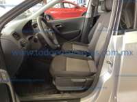 Volkswagen Vento 2020 4p Comfortline L4/1.6 Man 2020 Volkswagen Vento Ingreso Interiores 1