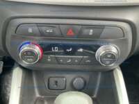 Chevrolet Onix 2022 4p Premier L3/1.2/T Aut  2022 Chevrolet Onix Ingreso Interiores 15