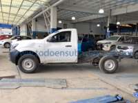 Nissan NP300 Chasis Cabina 2023 2p L4/2.5 Man A/A IMG_0638