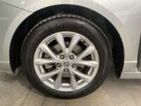 MG MG5 2023 4p Excite L4/1.5 Man 2023 MG MG5 Venta Llantas 1