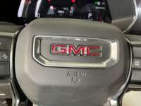 GMC Canyon 2026 4p AT4X L4/2.7/T Aut IMG_1920