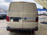 Volkswagen Transporter 2024 5p Cargo L4/2.0/TDI Man A/A C/Amortiguacion IMG_0888