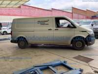 Volkswagen Transporter 2024 5p Cargo L4/2.0/TDI Man A/A C/Amortiguacion IMG_0886