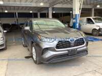 Toyota Highlander 2023 5p LE HEV L4/2.5/T Aut 2023 Toyota Highlander Ingreso Exteriores 2
