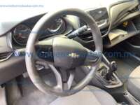 Chevrolet Onix 2022 4p LS L3/1.0/T Man  IMG_1085