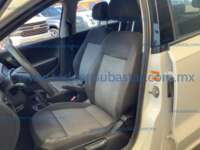 Volkswagen Vento 2022 4p Startline L4/1.6 Man IMG_1252