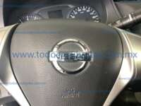 Nissan NP300 Estacas 2020  IMG_1452