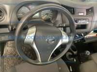 Nissan NP300 Estacas 2020  IMG_1440