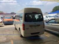 Nissan Urvan Pasajeros 2022 4p L4/2.5 Man 12/Pas Paq. Seg. 2022 Nissan Urvan Ingreso Exteriores 6