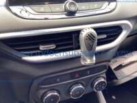 Chevrolet Tracker 2023 5p LS L3/1.2/T Aut    2023 Chevrolet Tracker Ingreso Interiores 9