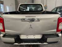 Mitsubishi L200 2021 4p Doble L4/2.5/T Diesel Man 4x4 2021 Mitsubishi L200 Venta Cajuela 1