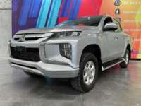 Mitsubishi L200 2021 4p Doble L4/2.5/T Diesel Man 4x4 2021 Mitsubishi L200 Venta Exteriores 1