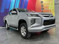 Mitsubishi L200 2021 4p Doble L4/2.5/T Diesel Man 4x4 2021 Mitsubishi L200 Venta Exteriores 3