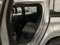 Mitsubishi L200 2021 4p Doble L4/2.5/T Diesel Man 4x4 2021 Mitsubishi L200 Venta Interiores 14