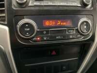 Mitsubishi L200 2021 4p Doble L4/2.5/T Diesel Man 4x4 2021 Mitsubishi L200 Venta Interiores 6