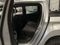 Mitsubishi L200 2021 4p Doble L4/2.5/T Diesel Man 4x4 2021 Mitsubishi L200 Venta Interiores 16