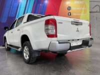 Mitsubishi L200 2021 4p Doble L4/2.5/T Diesel Man 4x4 2021 Mitsubishi L200 Venta Exteriores 5