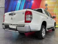 Mitsubishi L200 2021 4p Doble L4/2.5/T Diesel Man 4x4 2021 Mitsubishi L200 Venta Exteriores 7