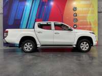 Mitsubishi L200 2021 4p Doble L4/2.5/T Diesel Man 4x4 2021 Mitsubishi L200 Venta Exteriores 8