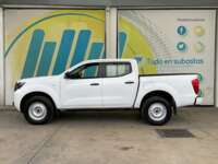 Nissan NP300 Frontier 2022 4p XE L4/2.5 Man 2022 Nissan NP300 Frontier Venta Exteriores 8