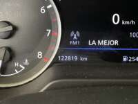 Nissan NP300 Frontier 2022 4p XE L4/2.5 Man 2022 Nissan NP300 Frontier Venta Interiores 3
