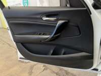 BMW Serie 1 2016 5p 120i L4/1.6/T Aut 2016 BMW Serie 1 Venta Interiores 19