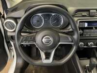 Nissan Versa 2022 4p Sense L4/1.6 CVT 2022 Nissan Versa Venta Interiores 1