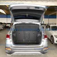 Volkswagen Taos 2024 5p Comfortline L4/1.4/T Tiptronic IMG_3168