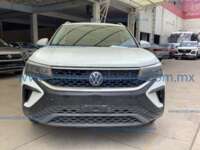 Volkswagen Taos 2024  IMG_3481