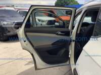 Volkswagen Taos 2024  IMG_3502