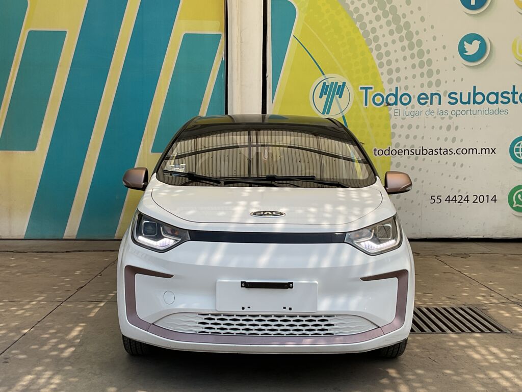 Jac E10X 2023 5p EV 30.5 kWh Aut 2023 Jac E10X Venta Exteriores 2