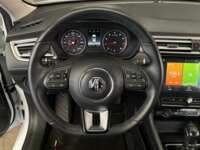 MG MG5 2022 4p Excite L4/1.5 Aut 2022 MG MG5 Venta Interiores 1